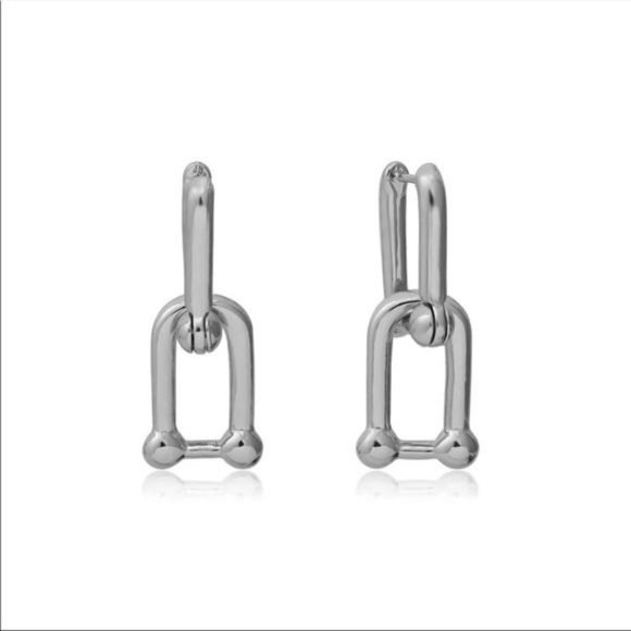 NEW LUXURY PUNK SILVER LOCK CLIP EARRINGS, NICE EARRINGS, CUTE EARRINGS. - Picture 3 of 4